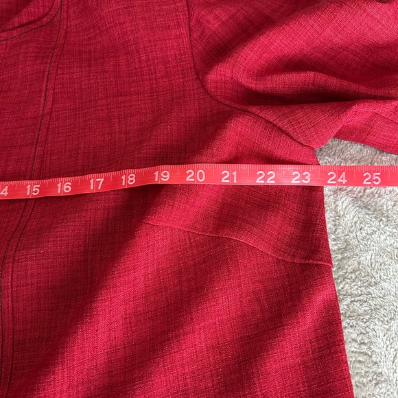 NWOT Anna Maxwell Red Textured Jacket w/ Wooden Buttons Plus Size 16WP - Picture 13 of 16